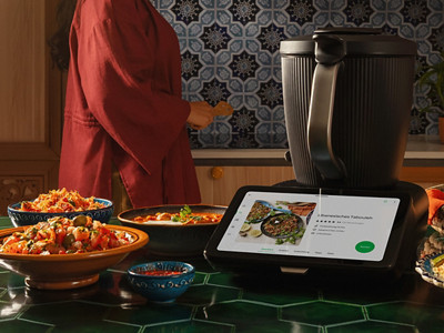 Mit dem neuen Cookidoo® Assistant und der Rezeptübersetzung erweitert Vorwerk das Rezept - Portal um umfassende KI - Funktionen .