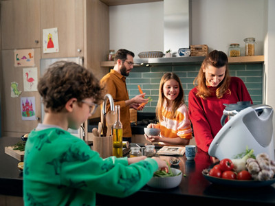 Bild 02: Mütter unterstützen meistens beim Lernen © Pexels/Andrea Piacquadio