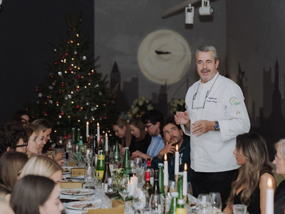 03 SiegiKroepfl praesentiert mit Thermomix vegane Weihanchtsmenues c SophieBalber