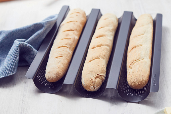Das Original Thermomix® Baguette-Blech