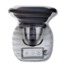 Thermomix TM6 mit Varoma Aufsatz von oben auf weißem Hintergrund dargestellt