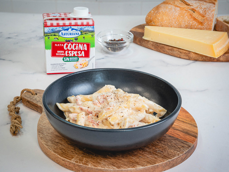 Carbonara para dos con Nata de cocina textura espesa Central Lechera Asturiana