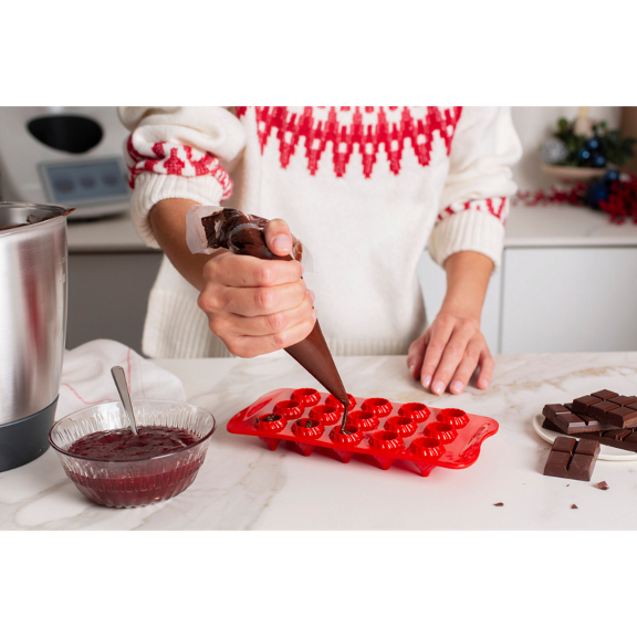 Choco Xmas tree with gift box Pic 02