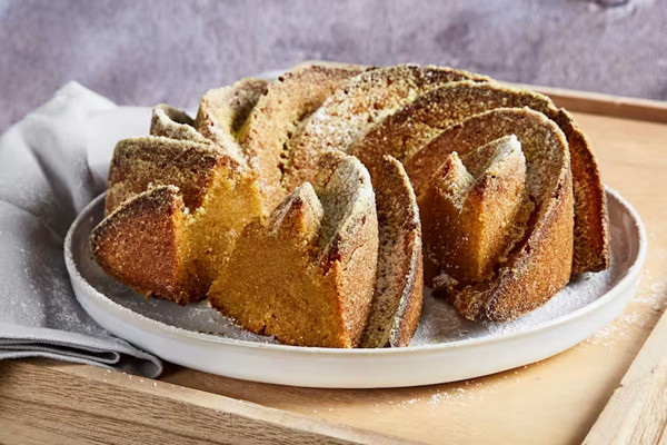 Ciambella mele, zucca e olio di cocco