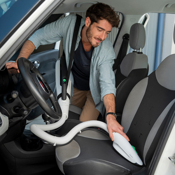 Come pulire auto FLT MGZ Ago 2023 FOTO 1