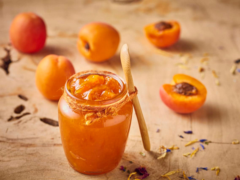 Confettura di albicocche e zenzero