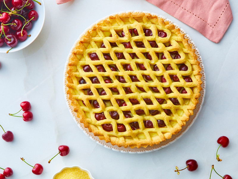 La crostata è un’idea e anche molto pratica da portare in giro come merenda per i più piccoli