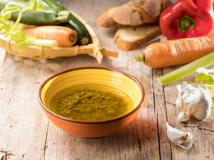 Prepara la bagna cauda con Bimby® in meno di 35 minuti