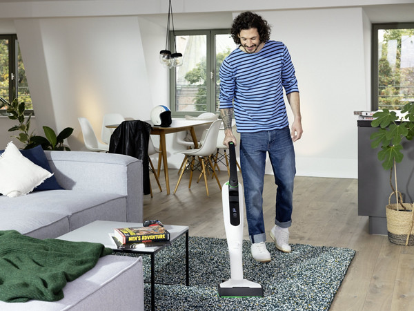  Il secondo errore da evitare nelle pulizie di casa in autunno è usare prodotti non adatti alle superfici.