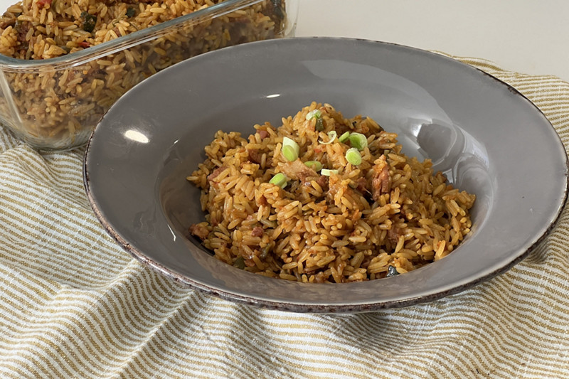 Arroz con sofrito de verduras y jamón