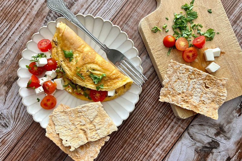 Es cena ligera tortilla de pimientos