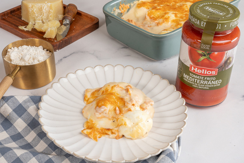 Huevos gratinados con tomate frito Helios