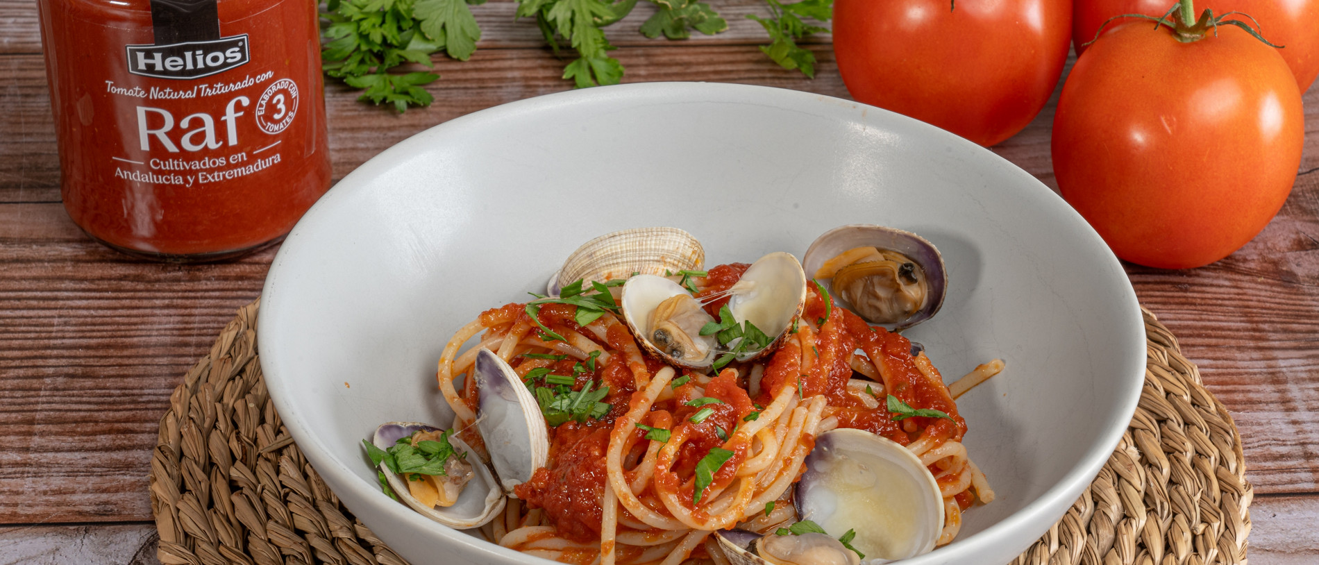 ESPAGUETTI A LA VÓNGOLE