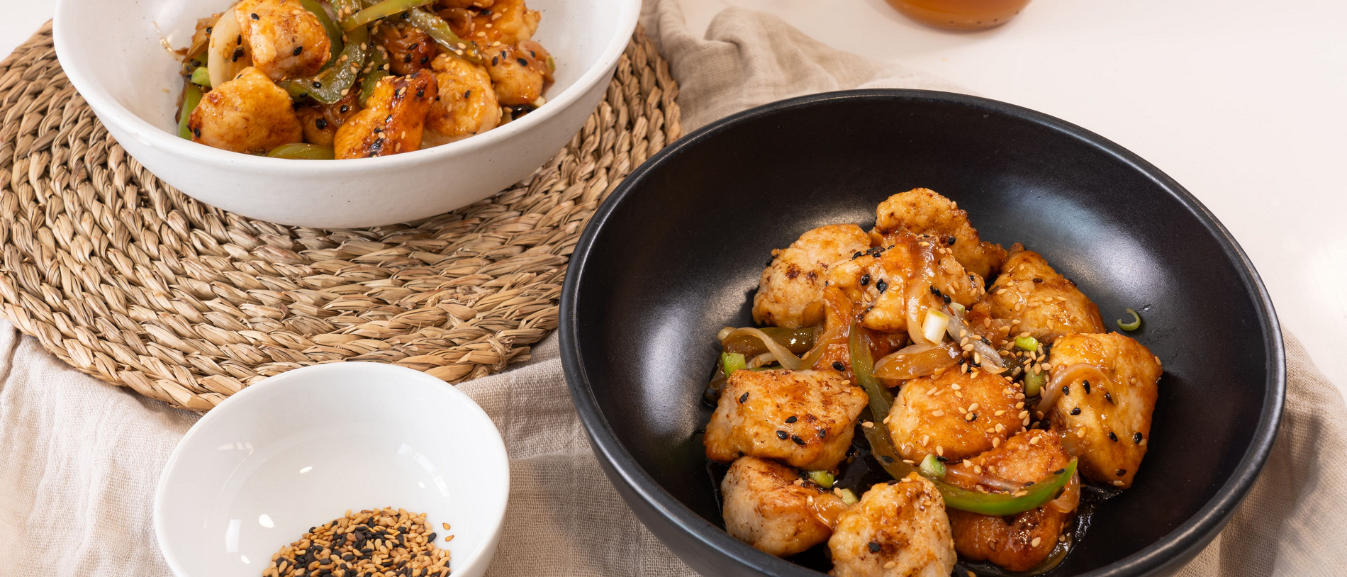 Pollo con salsa de sesamo