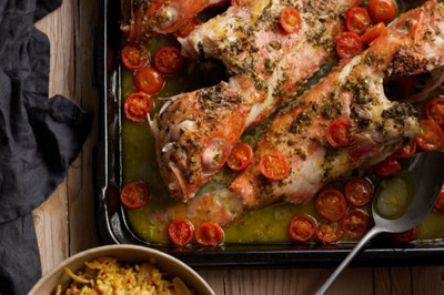 Gallinetas asadas con cherrys y arroz con zanahorias
