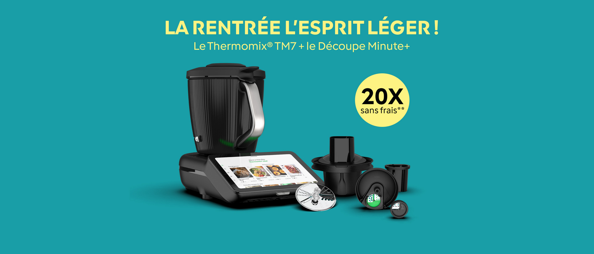 Des personnes réalisent un atelier culinaire pour découvrir le Thermomix