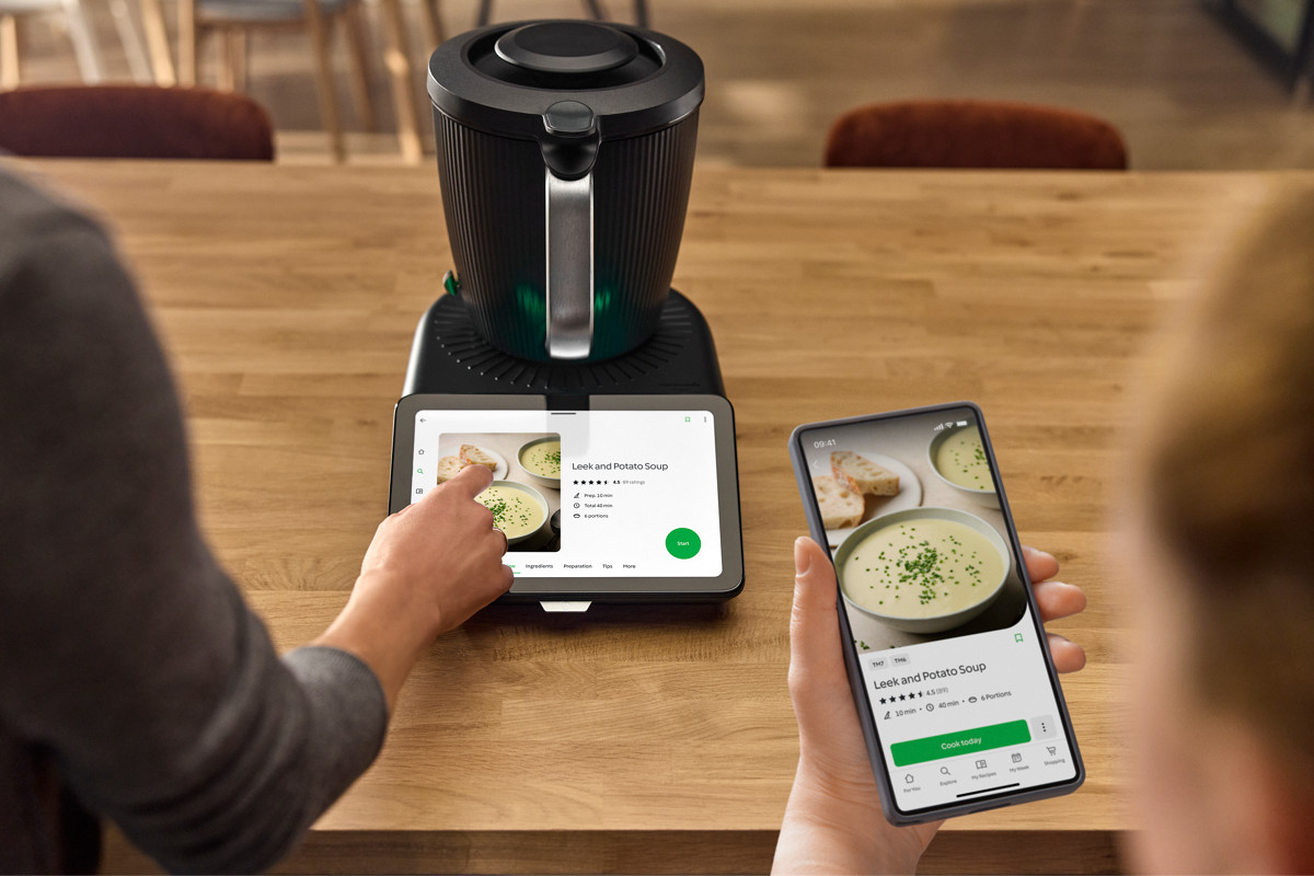 atelier cuisine avec un robot mixeur
