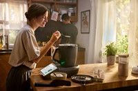 FR thermomix tm7 femme prepare gateau recette cookidoo