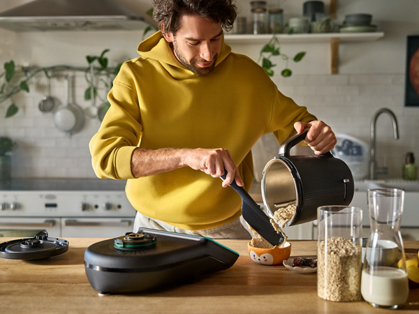 FR thermomix tm7 homme verse recette bol