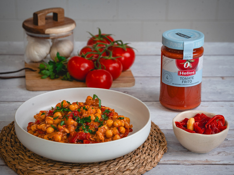 Garbanzos con tomate frito helios