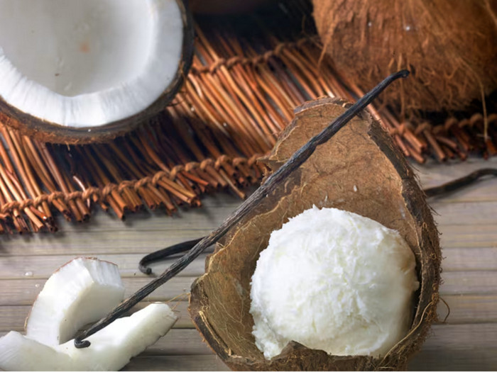 Scopri con Bimby alcune idee creative per servire il gelato.