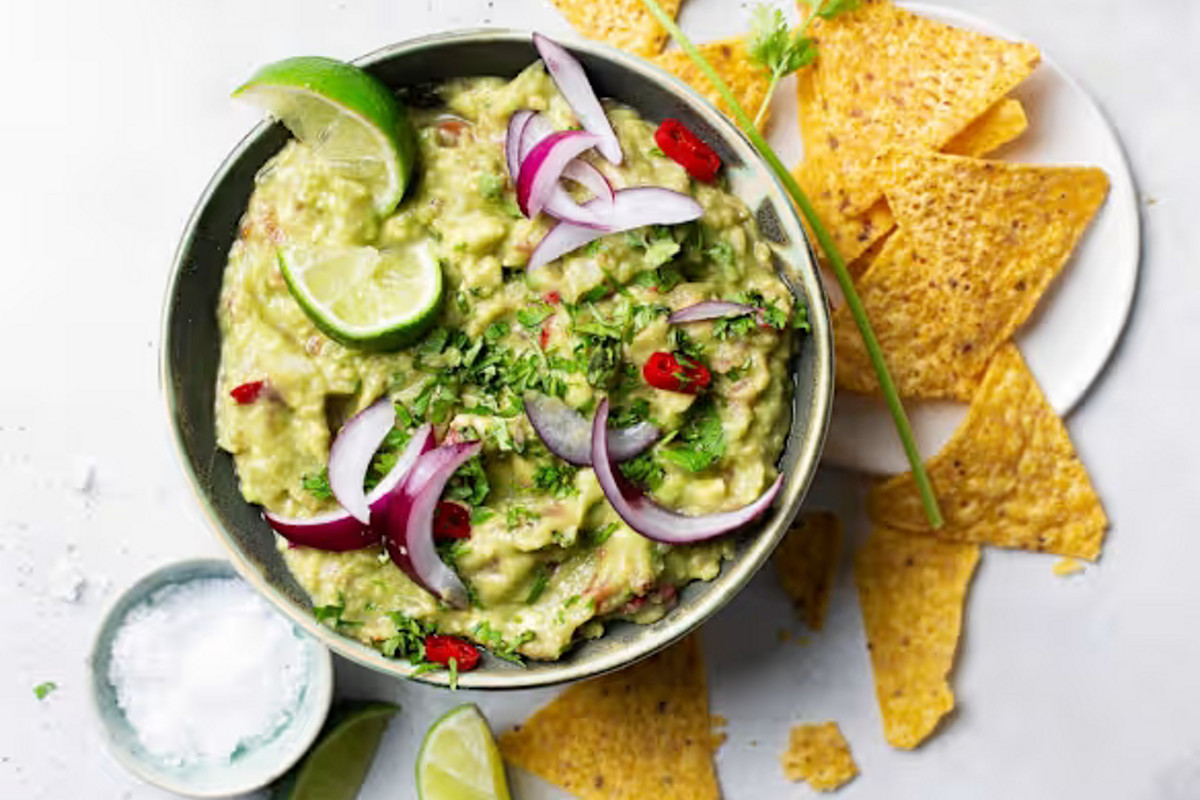 Guacamole BMB MGZ lug 25 MAIN