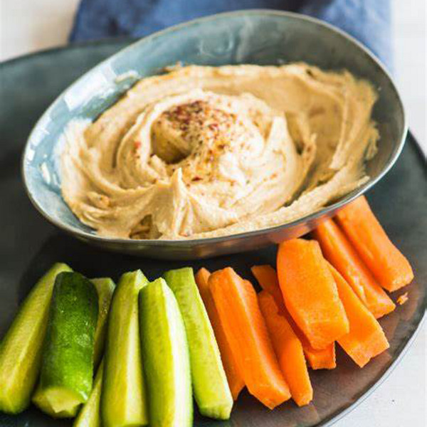 Puoi servire l’hummus in accompagnamento a delle verdure grigliate
