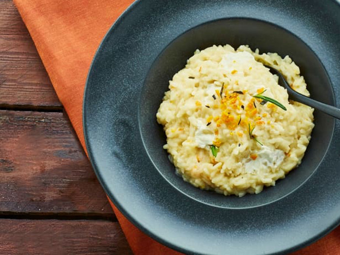 Risotto arancia, robiola e rosmarino