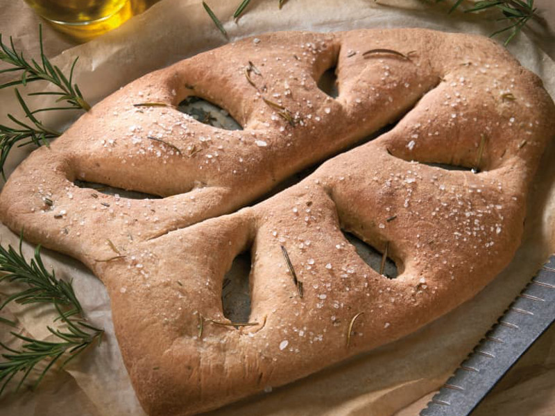 Scopriamo insieme le differenze tra impastatrice e robot da cucina