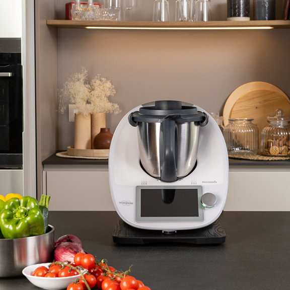 Int Thermomix Merchandising Black Slider Life style 01