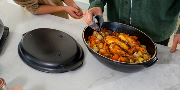 Intl Thermomix Merchandising Varoma Casserole Sensor lifestyle image 02