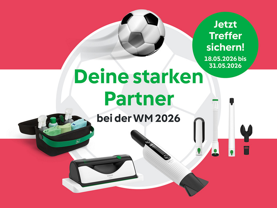 Kobold VM7 Akkusauger und Kobold VG100+ Flächenreiniger mit Reinigungszubehör und Fußball auf rot-weißem Hintergrund.