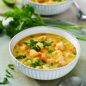 Kartoffel Kokos Suppe mit Lachs