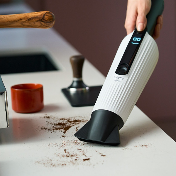 Grazie alle sue dimensioni compatte, l’Aspirabriciole Folletto VM7 è leggero e veloce da usare. 