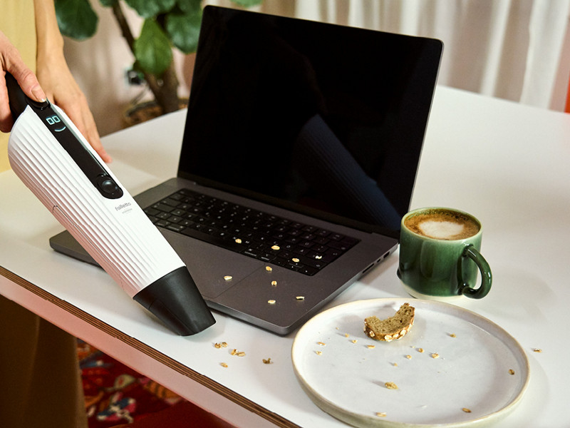 L’ aspirabriciole Folletto VM7 è un alleato prezioso e sottovalutato per le piccole pulizie quotidiane.