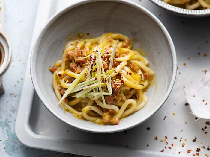 Carbonara di miso e udon