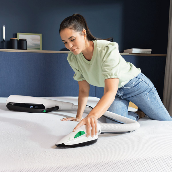Come pulire sotto il letto: metodi pratici, veloci e infallibili