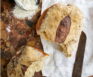 Portuguese water bread