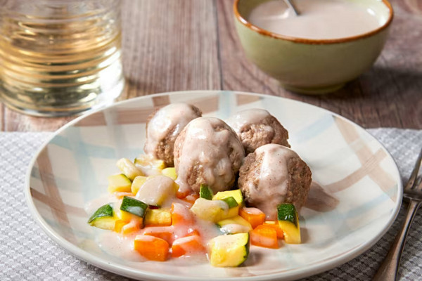 Polpette alla noce moscata e salsa alla cannella