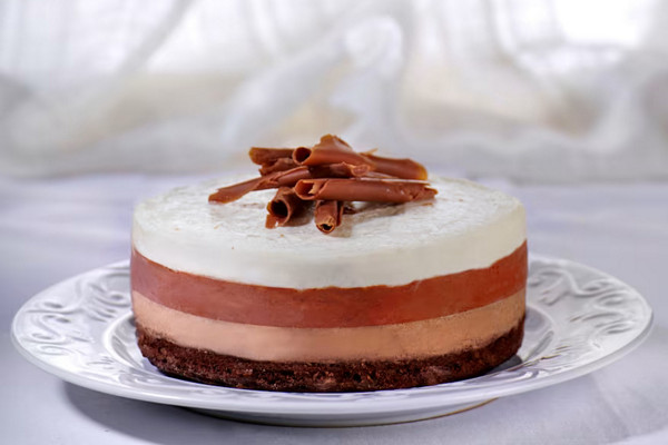 Torta alle tre mousse