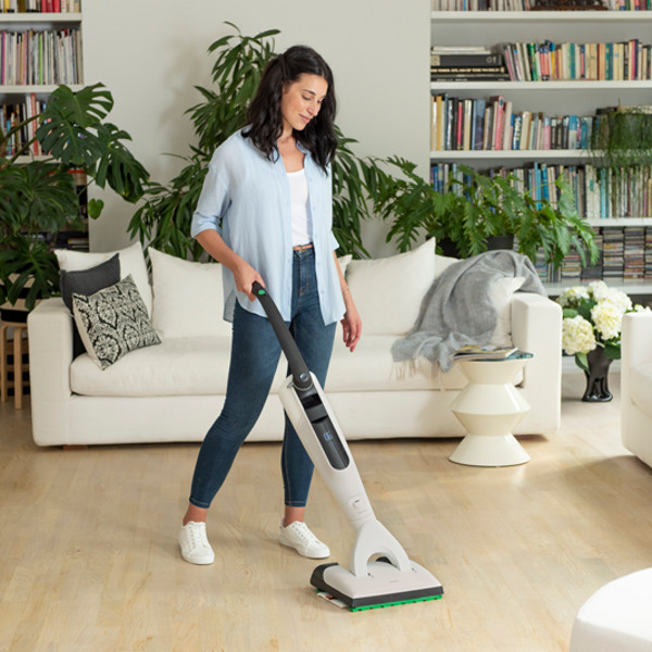 Pulire il laminato FLT MGZ Giu 2023 SIDE