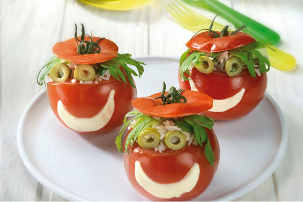 Omini di pomodori.