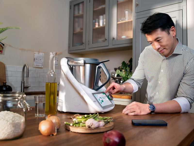 Scopri il robot da cucina più versatile: Bimby® TM6