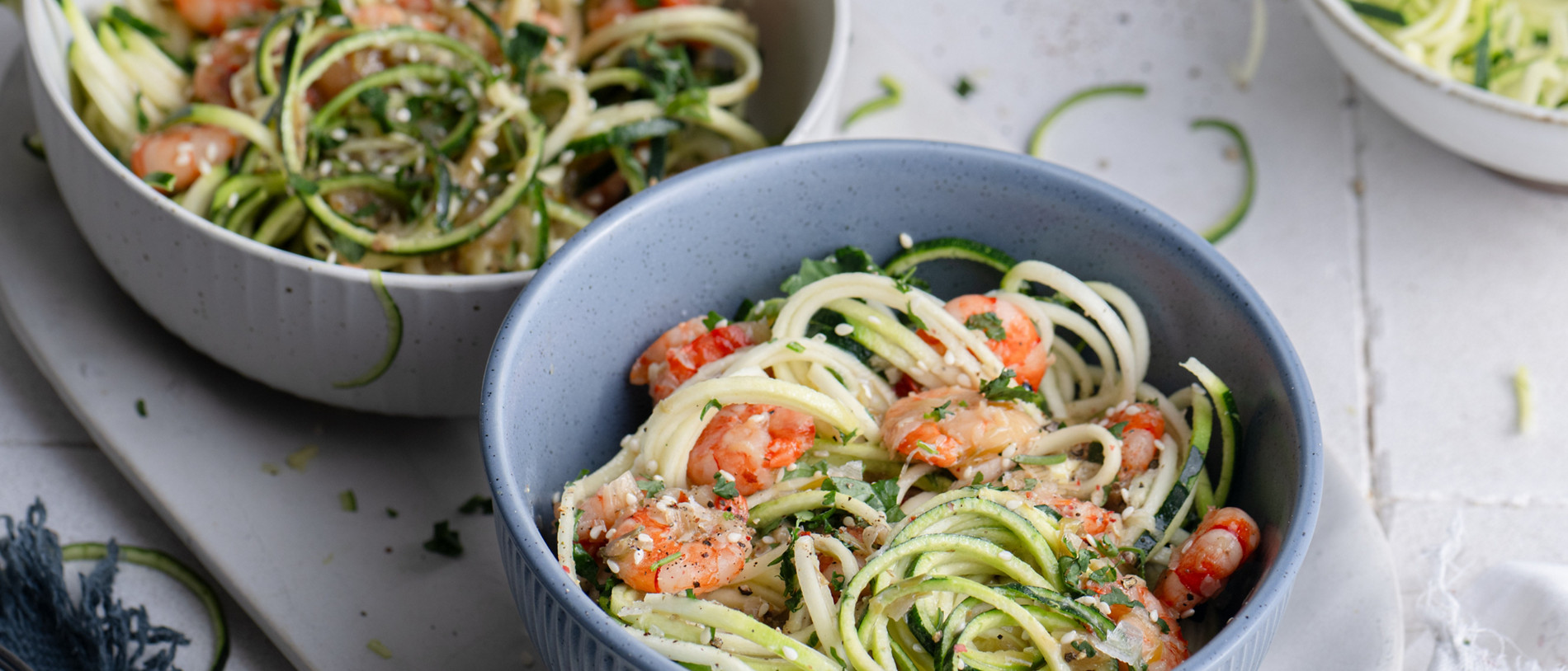 Spiralized courgette with shrimp and lemon sauce ID816173 cookidoo HQ JPG