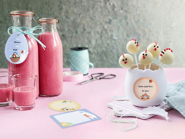 Selbstgemachter Likör und Marmelade mit Oster-Etiketten