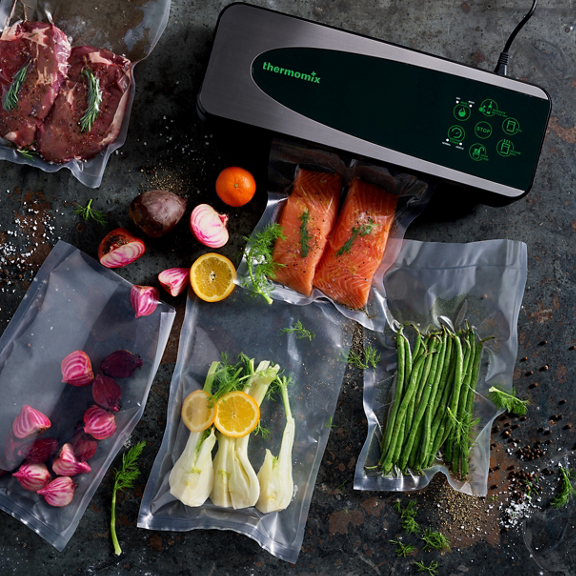 Vacuum sealer