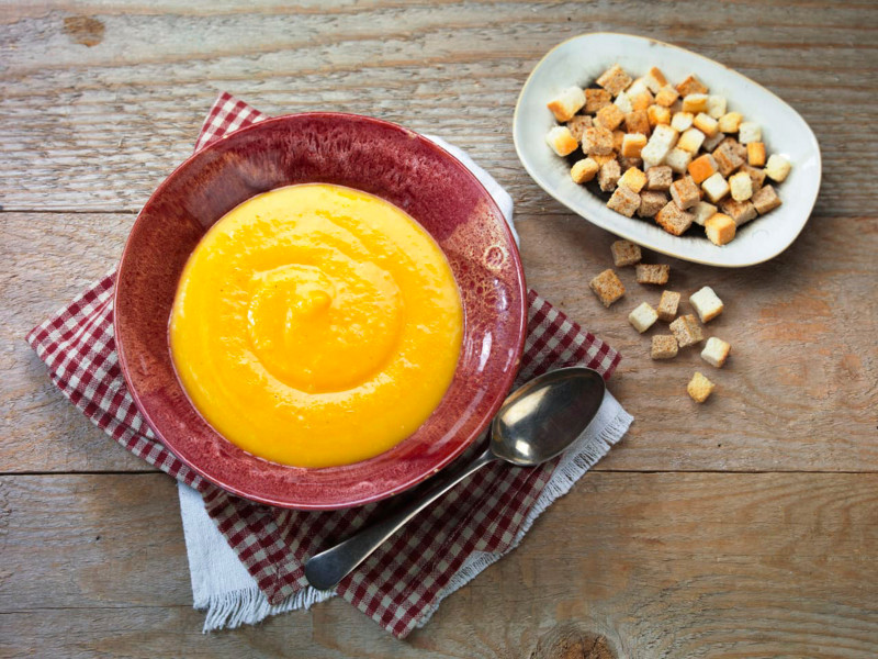 Scopri come preparare un'ottima vellutata di carote con Bimby®