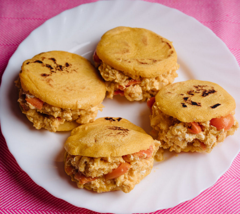  Thermomix® Thermomix® por el mundo recetas arepas de huevo perico con Thermomix® 1