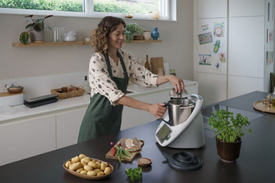 at thermomix peeler in use