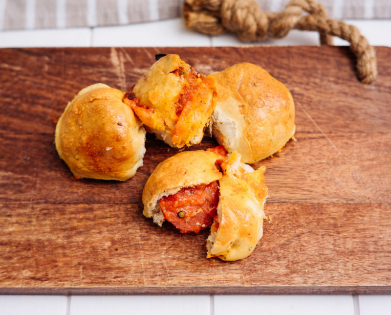  Thermomix® Thermomix® por el mundo recetas bocaditos de pizza pepperoni y parmesano 2